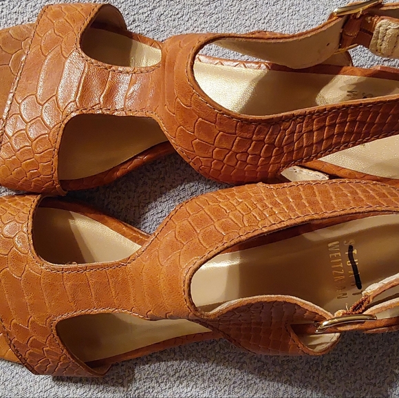 Stuart Weitzman Sandal - Picture 2 of 5